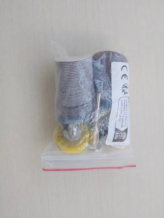 Набор из 100 абразивных полировальных дисков 25 мм Набор из 100 абразивных полировальных дисков 25 мм